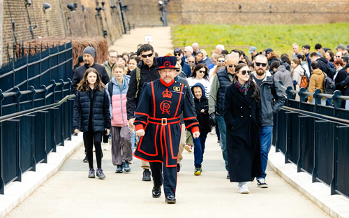 ロンドン塔優先入場付きガイド付きツアー